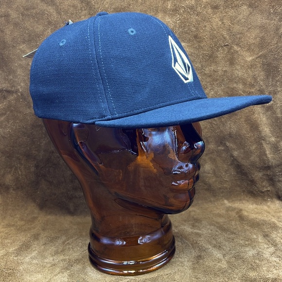 Volcom Fitted Baseball Cap - Picture 3 of 8